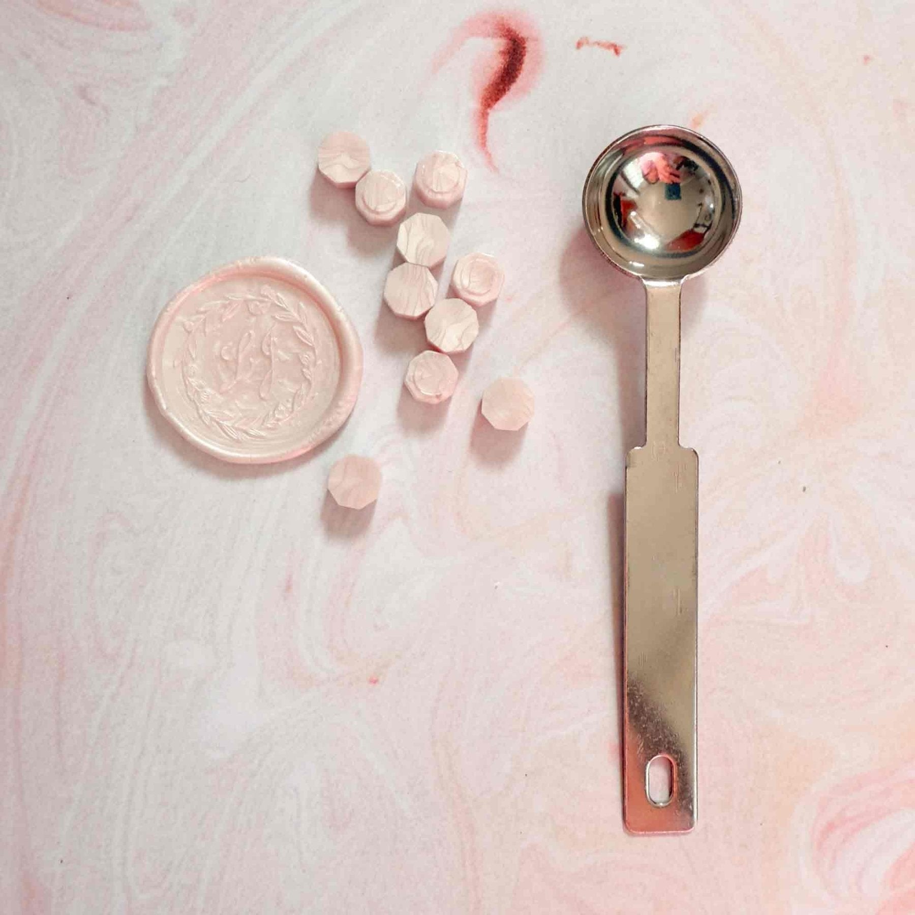 The Natural Paper Company Kleiner Metalllöffel zum Schmelzen von Siegelwachsperlen - PenJoy